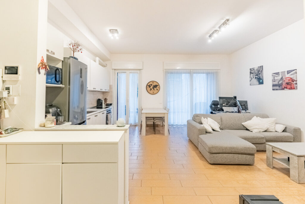 Rif. 232 Milano Istria – 2 locali con giardino Rif. 232 Milano Istria – 2 locali con giardino